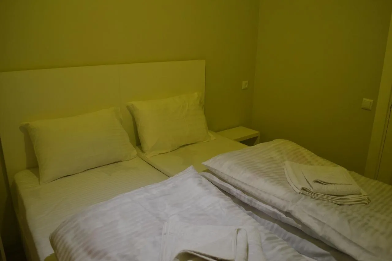 Hotel Rustaveli 36 Тбилиси 2*,  Грузия